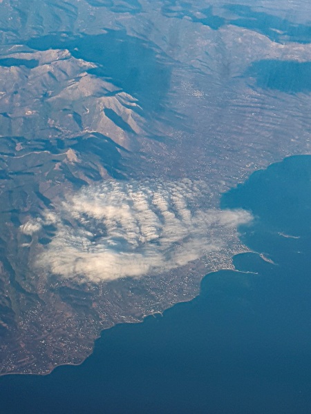 Flug nach Heraklion über das Mittelmeer