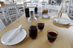 Der erste Wein :-)